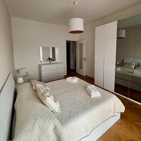 Smart Nearby Metro & Lingotto Fiere Apartment Turin